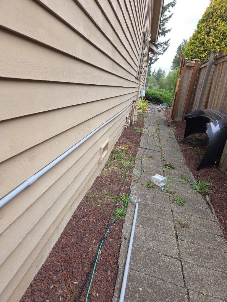 Gallery photos for Efficient AC Unit Installation with Expert Wiring: Image #1
